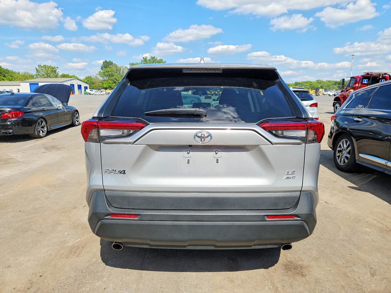 2023 Toyota Rav4 Le - Фото 6
