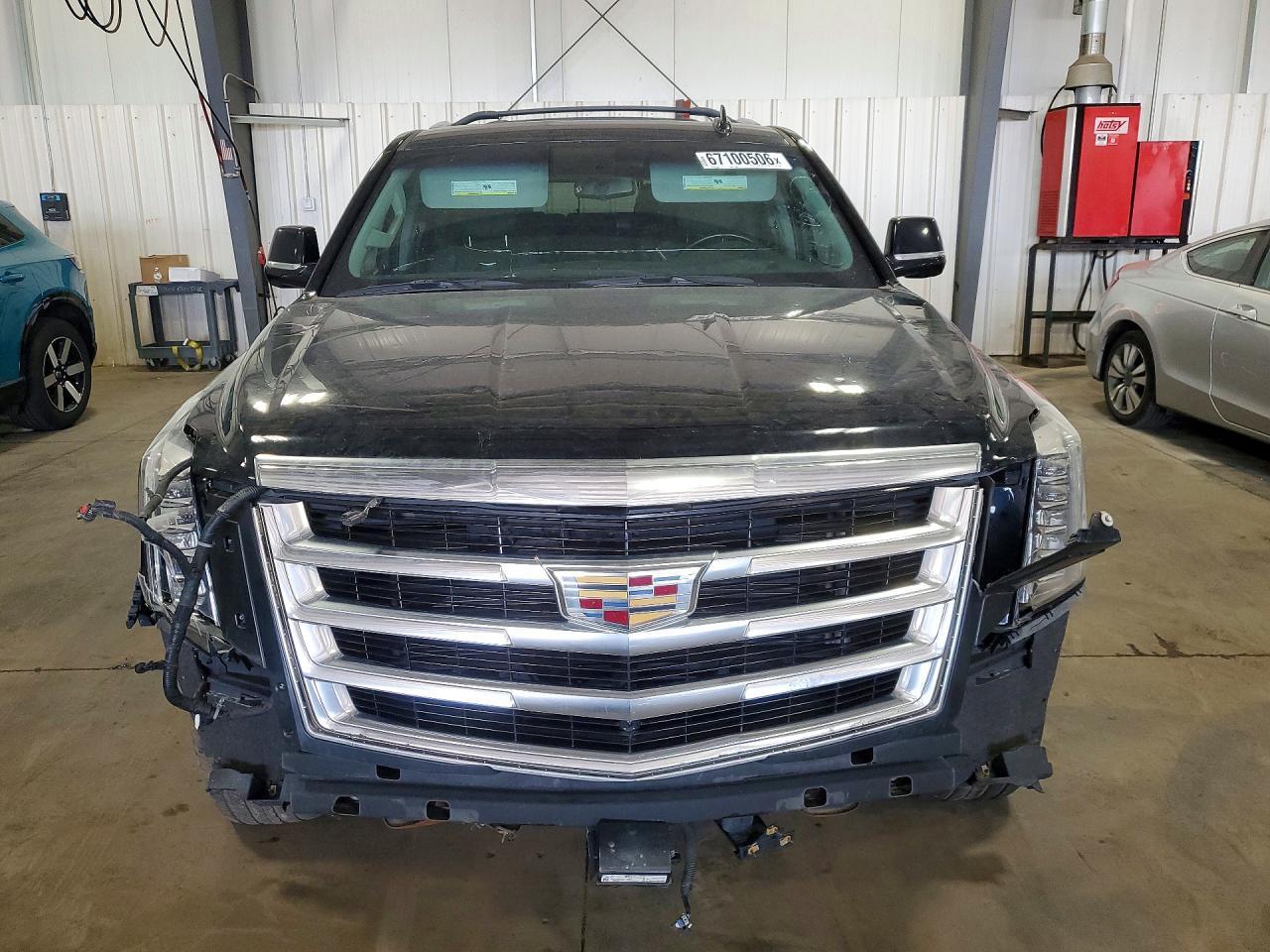2017 Cadillac Escalade Premium Luxury - Фото 5