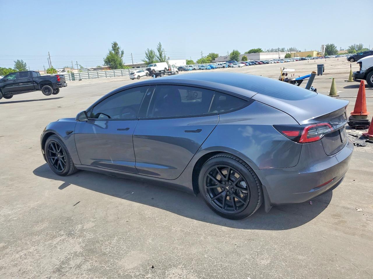 2021 Tesla Model 3 - Image 2