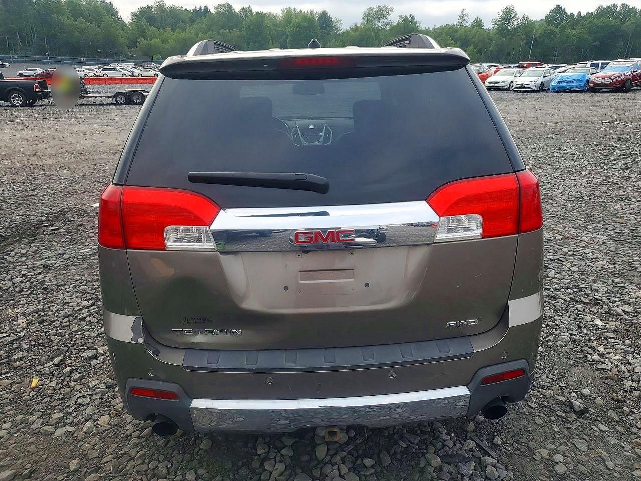 2010 GMC Terrain Slt - Image 6