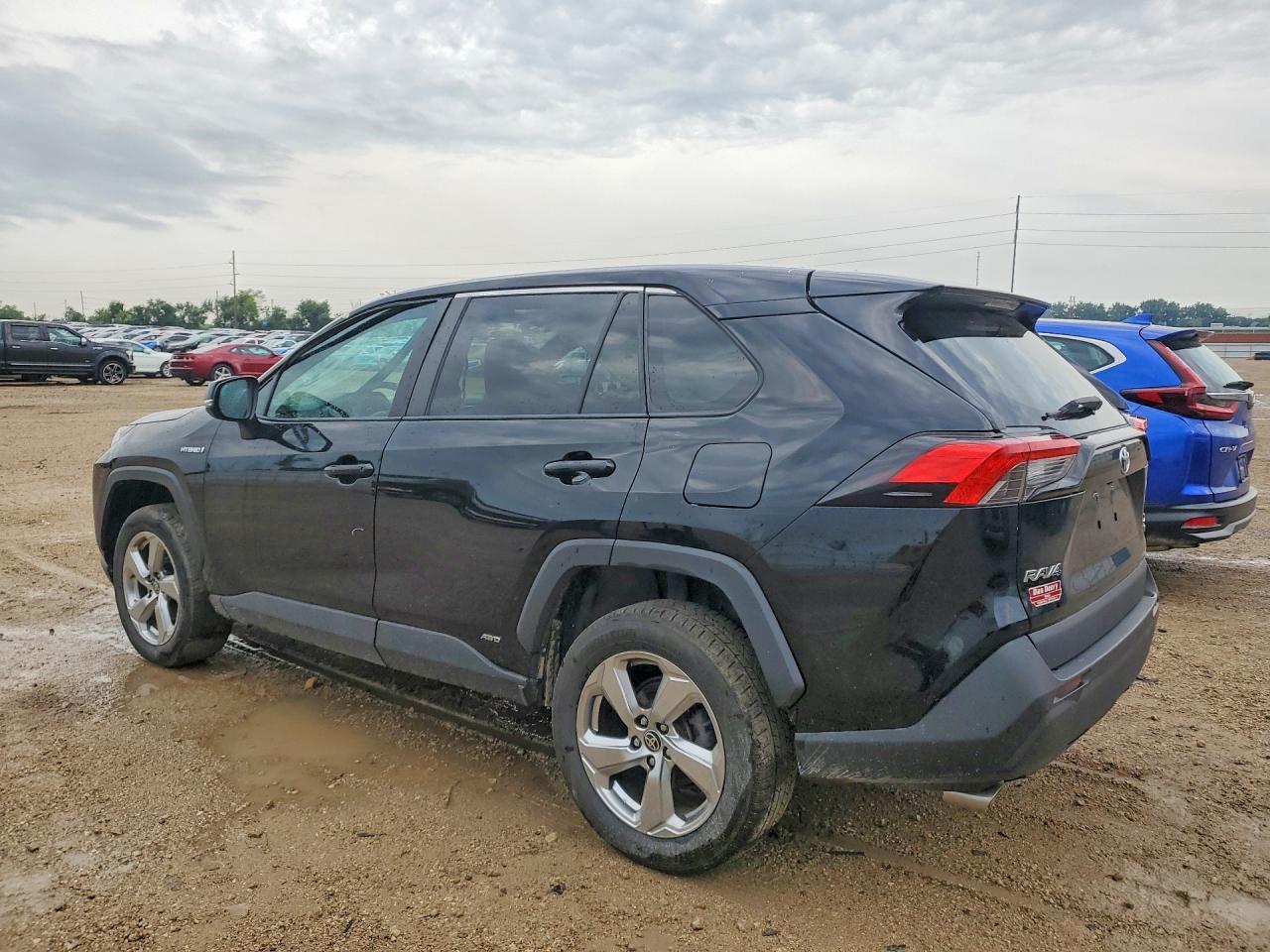 2021 Toyota Rav4 Hybrid Xle Premium - Image 2