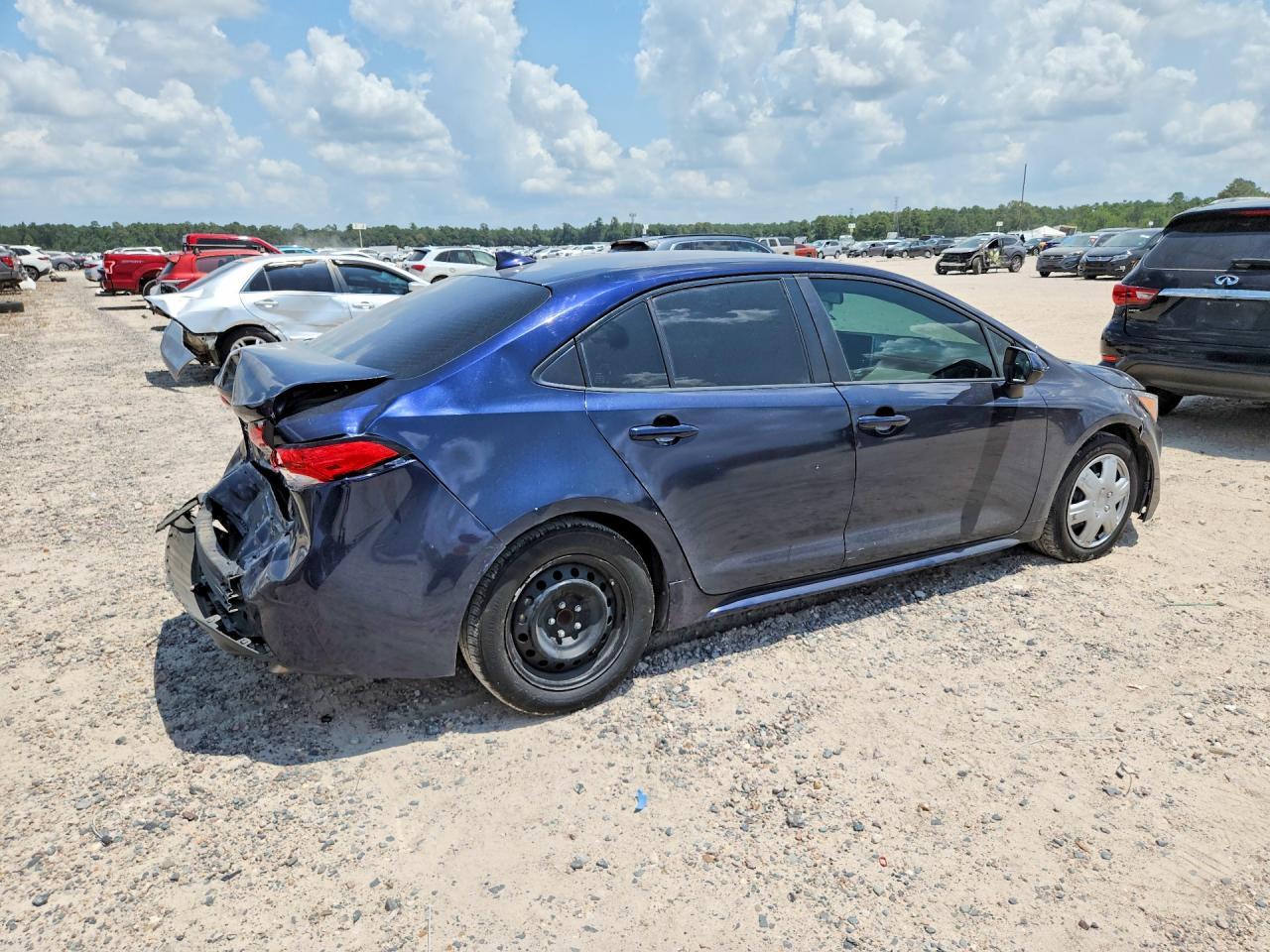 2021 Toyota Corolla Le - Image 3