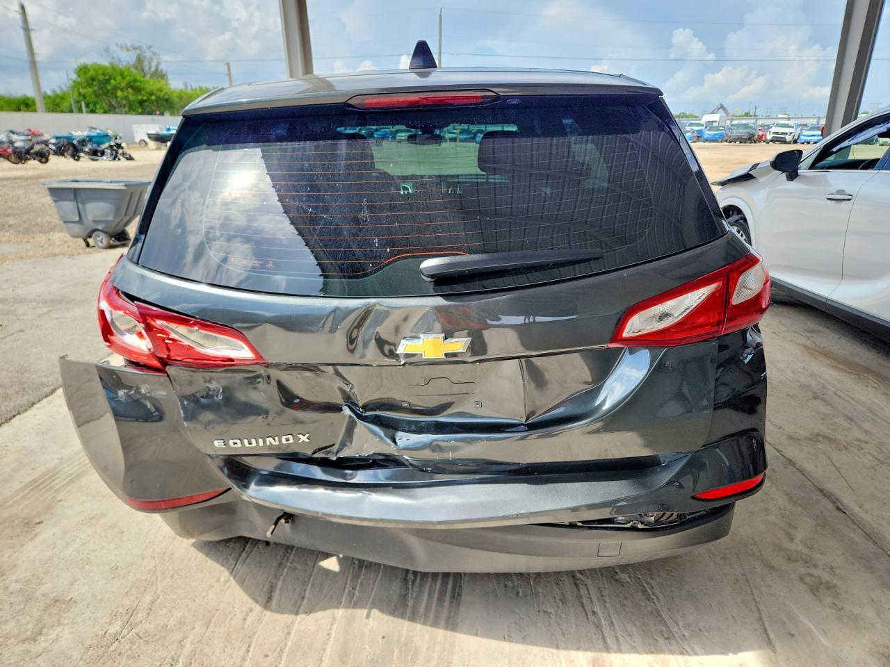 2019 Chevrolet Equinox Ls - Image 6