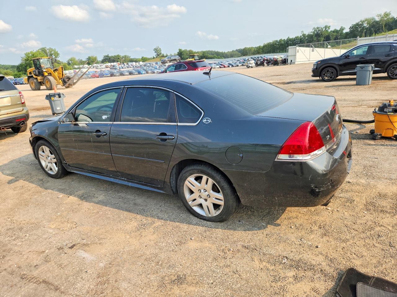 2015 Chevrolet Impala Limited Lt - Image 2
