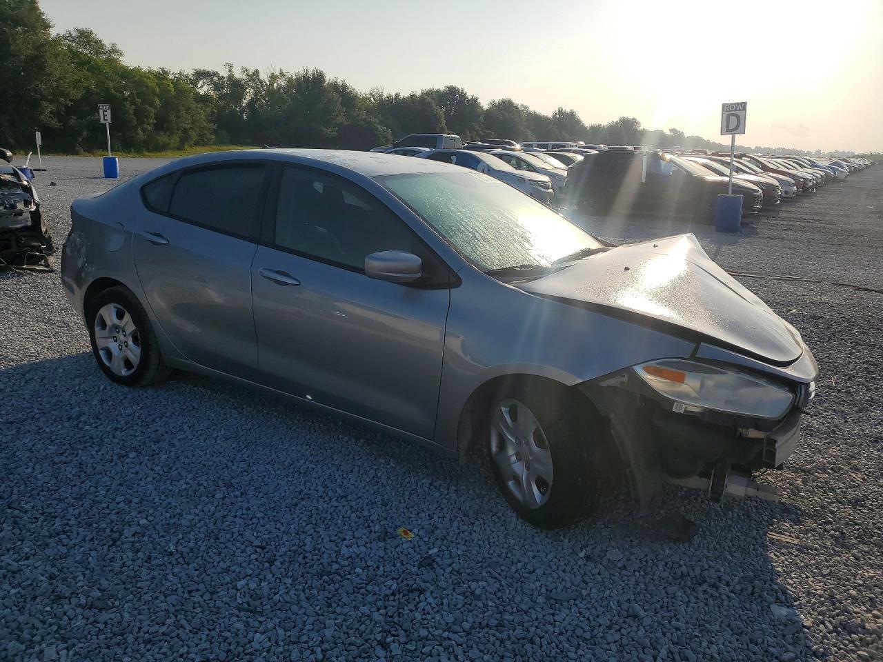 2015 Dodge Dart Se - Image 4