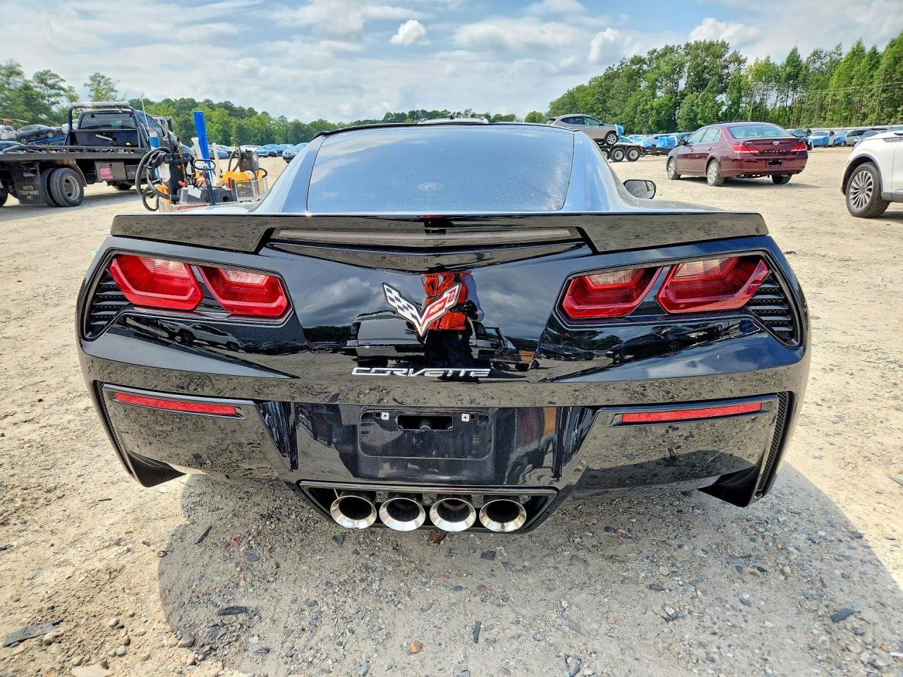 2015 Chevrolet Corvette Stingray Z51 3Lt - Фото 6