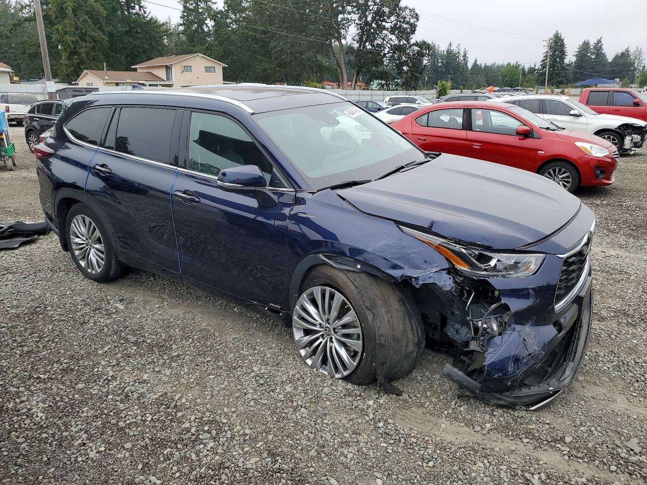 2025 Toyota Highlander Hybrid Platinum - Фото 4