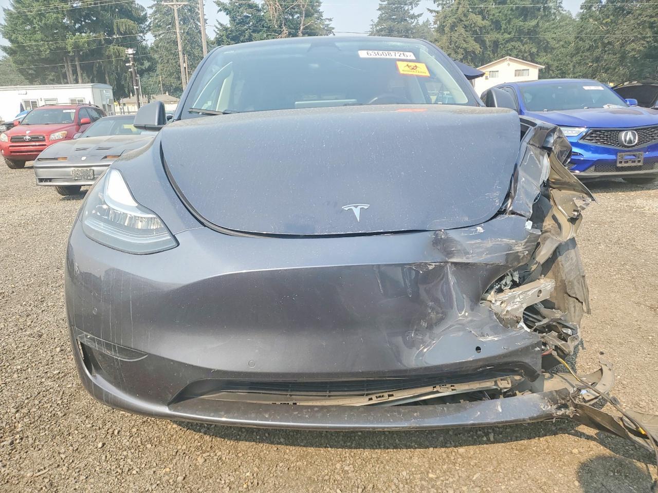 2023 Tesla Model Y - Фото 5