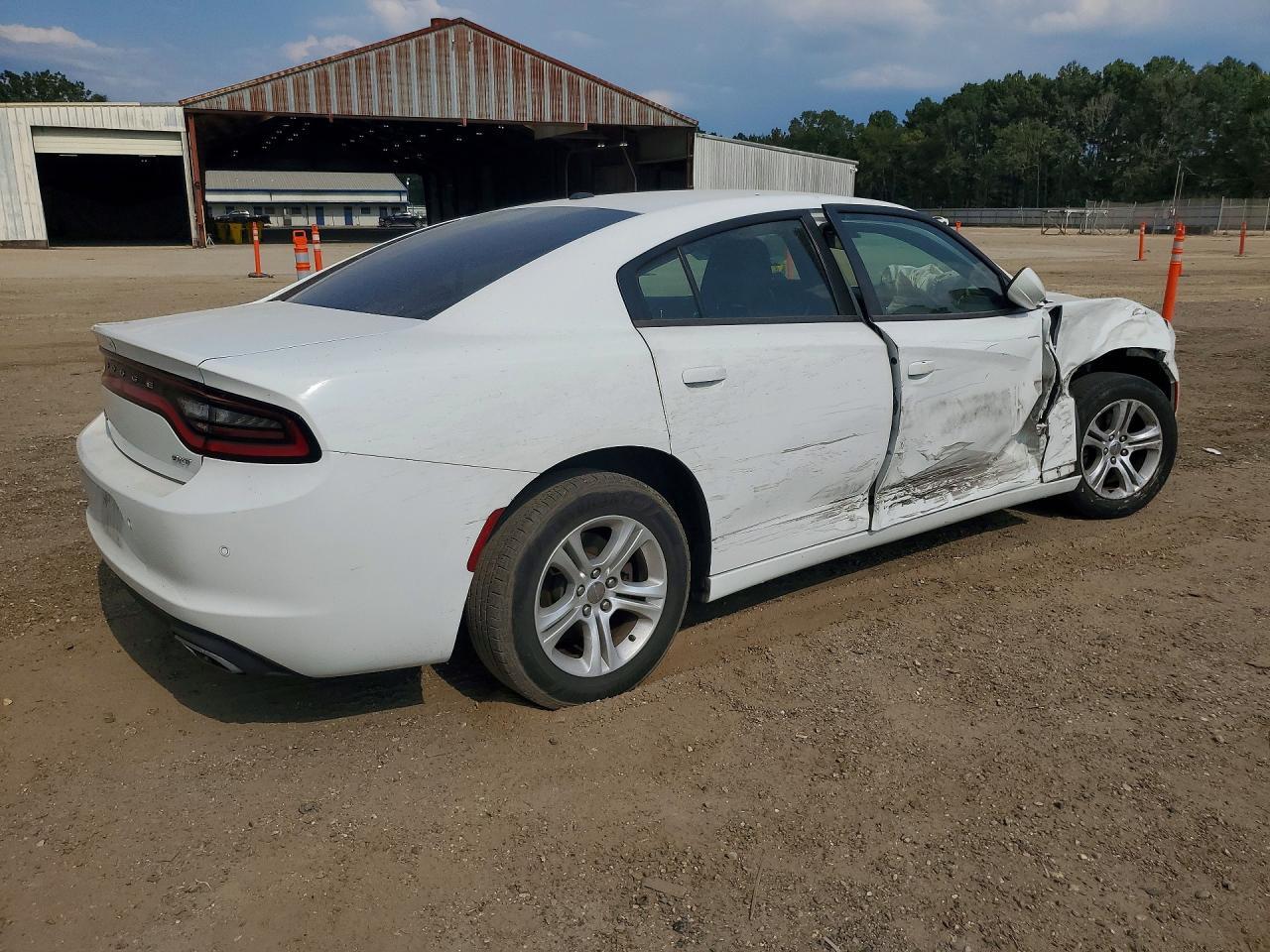 2018 Dodge Charger Sxt - Image 3
