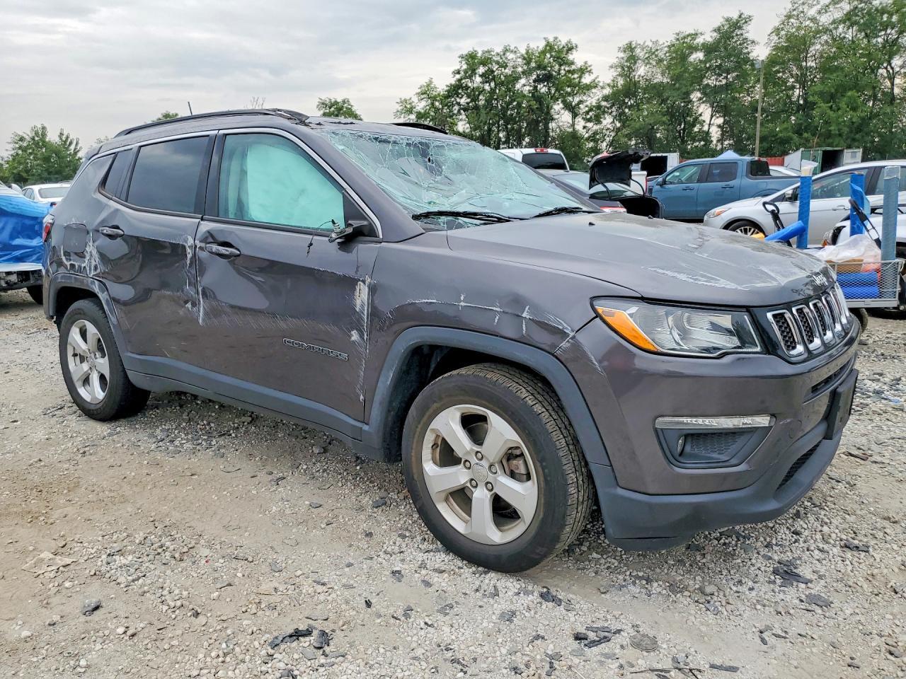 2021 Jeep Compass Latitude - Image 4