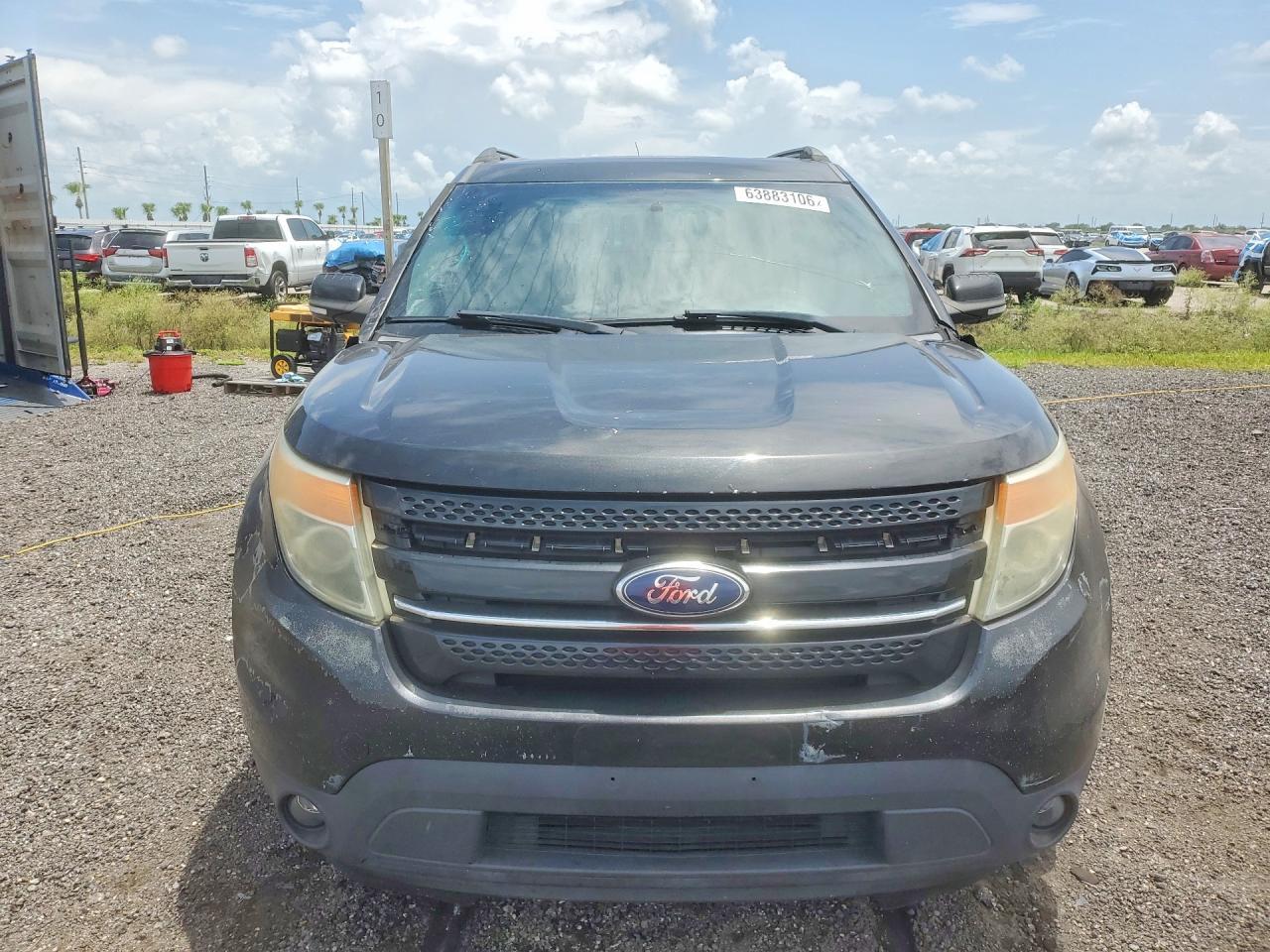 2014 Ford Explorer Limited - Image 5