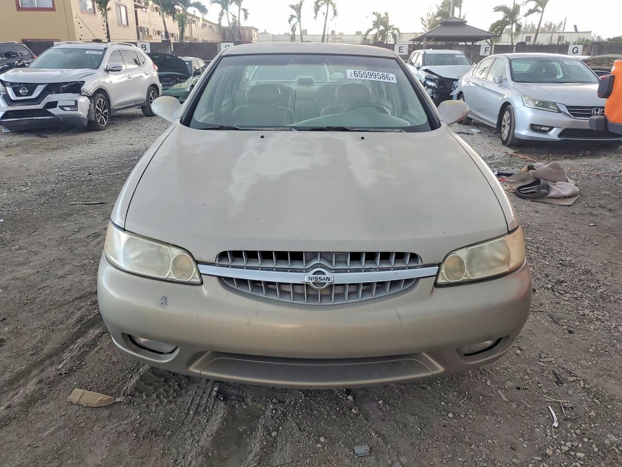 2004 Nissan Altima Gxe - Фото 5