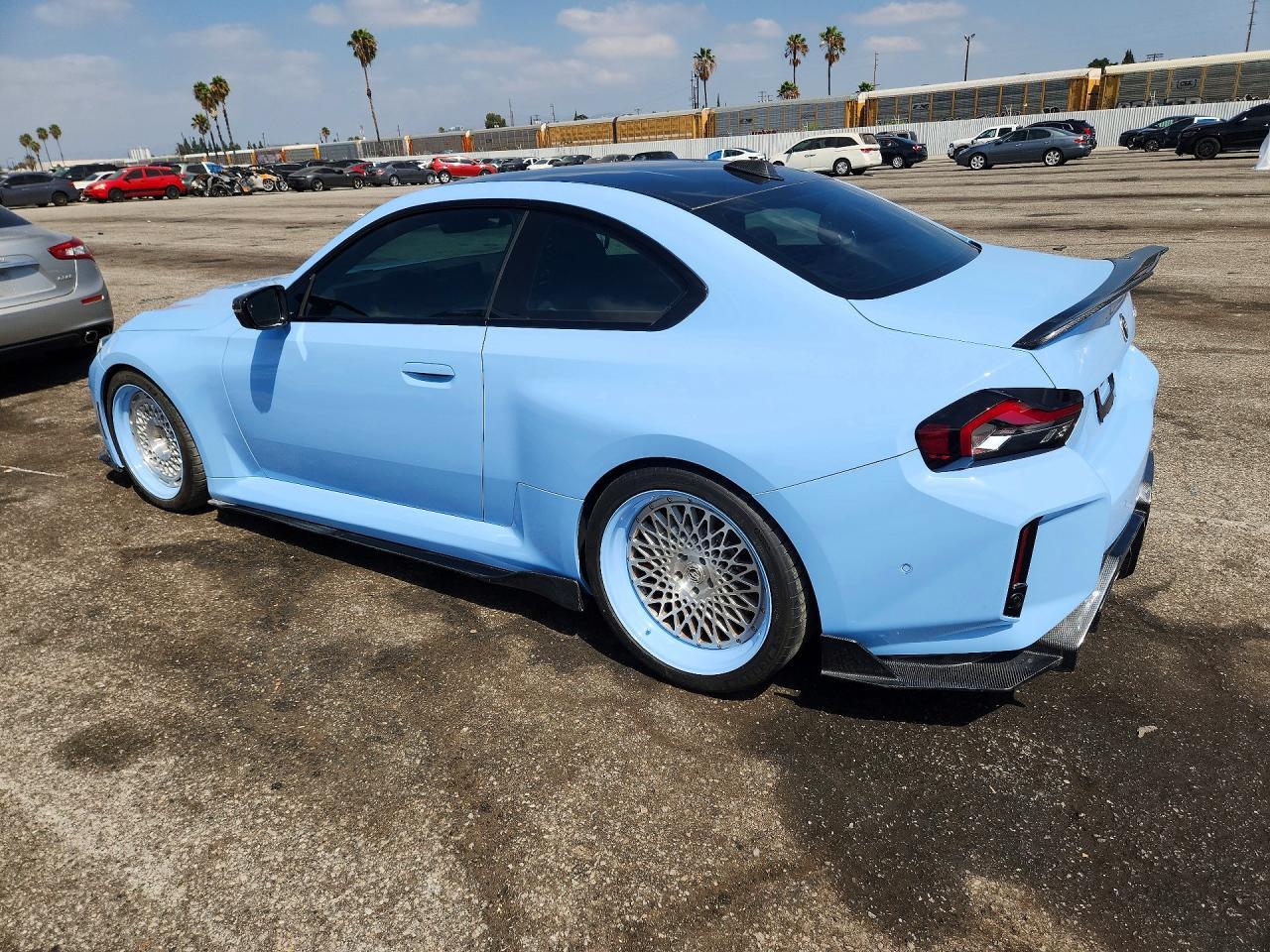 2025 BMW M2 - Фото 2