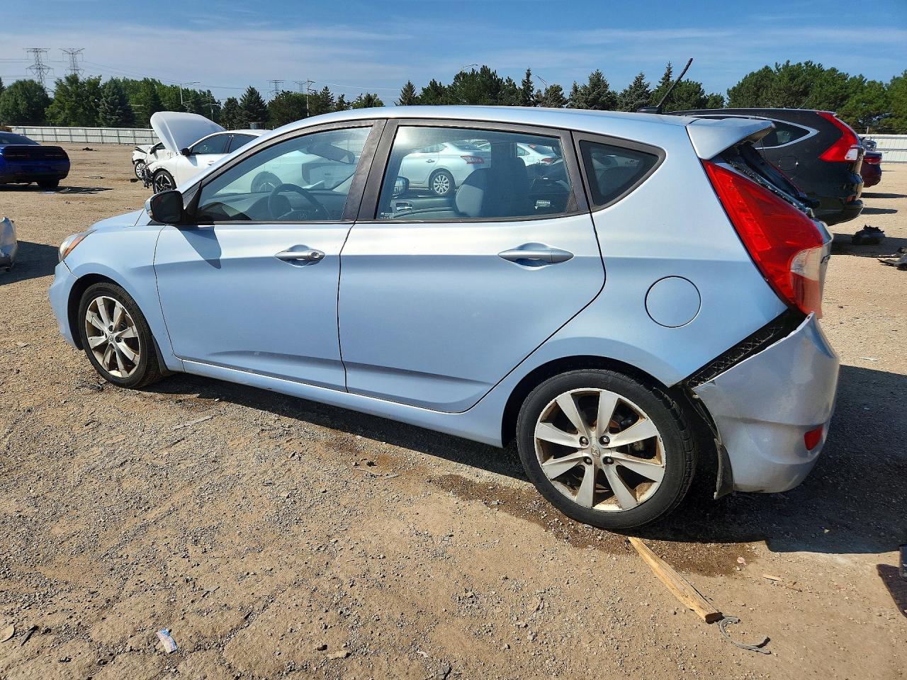 2013 Hyundai Accent Se - Фото 2