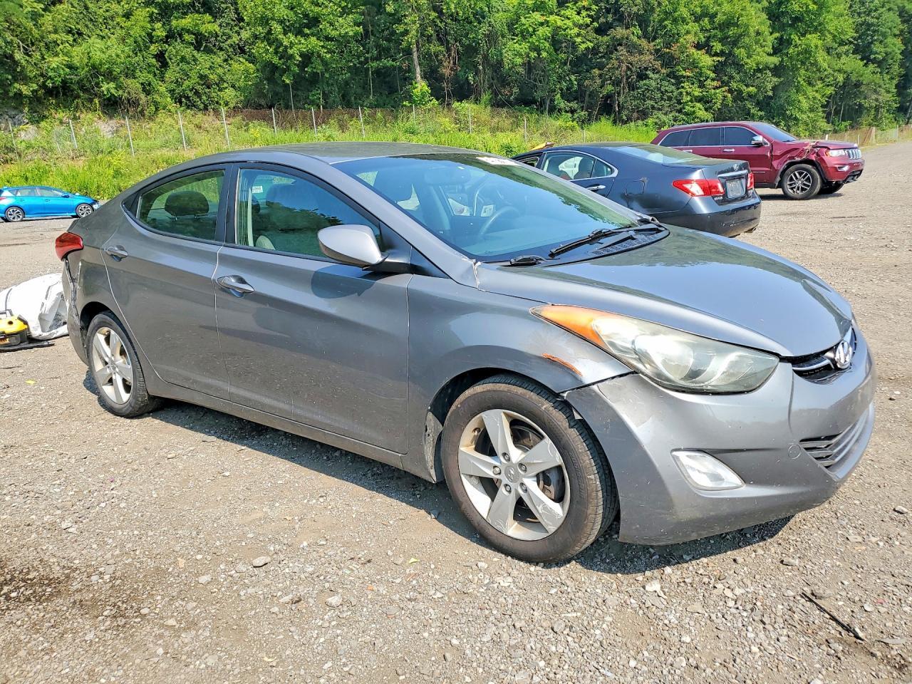 2013 Hyundai Elantra Gls - Фото 4