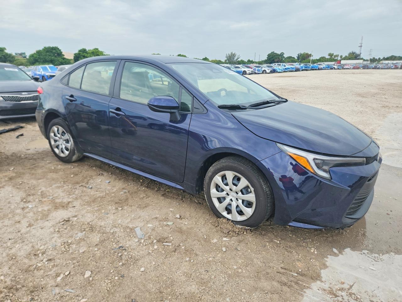 2026 Toyota Corolla Hybrid Le - Фото 4