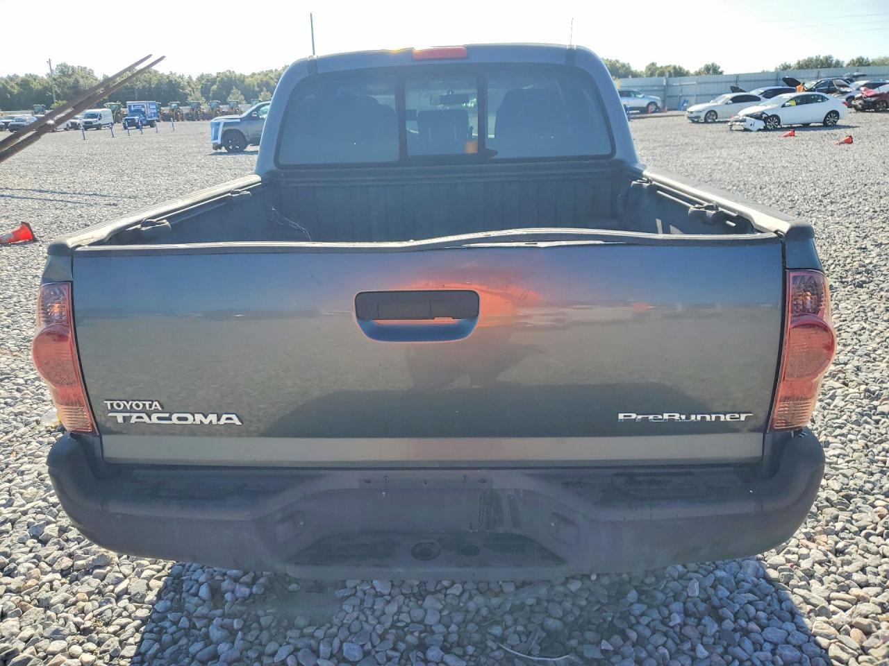 2014 Toyota Tacoma Prerunner - Фото 6