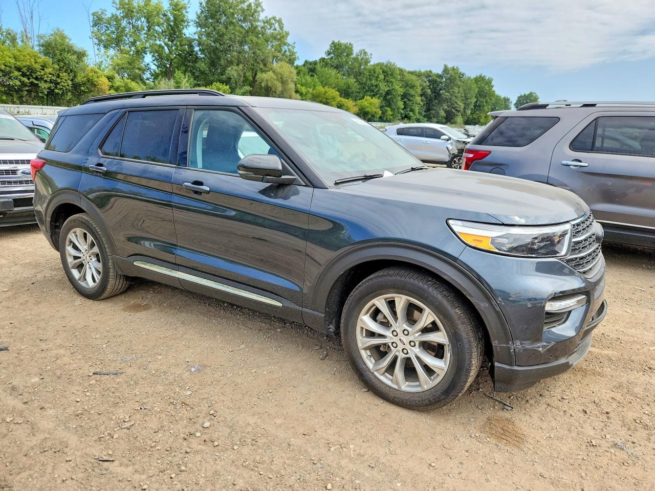 2024 Ford Explorer Xlt - Фото 4