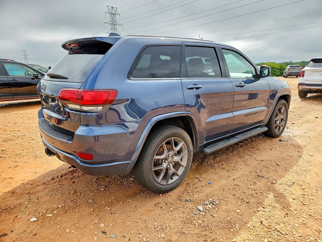 2021 Jeep Grand Cherokee Limited - Фото 3