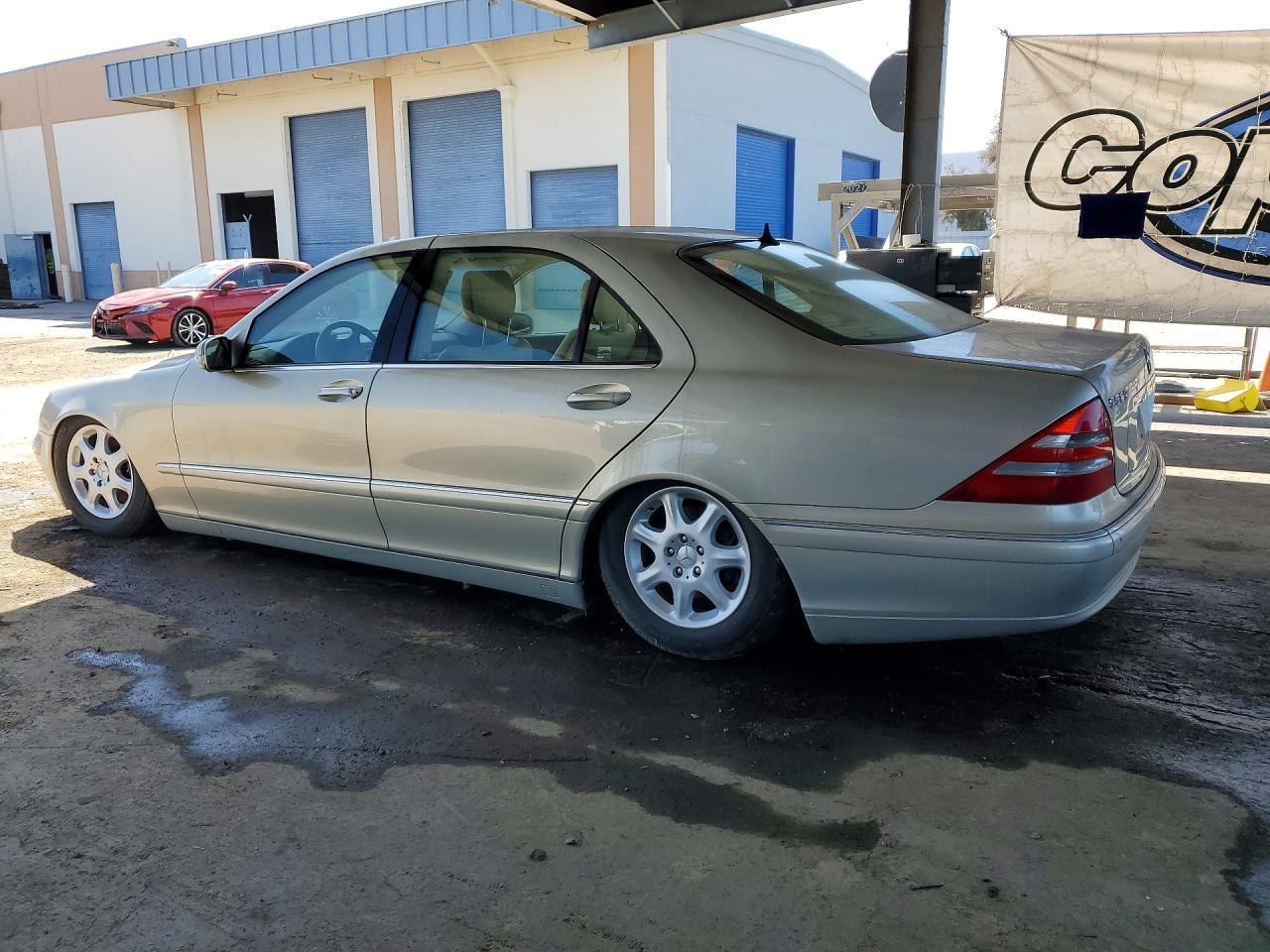 2000 Mercedes-Benz S 500 - Image 2
