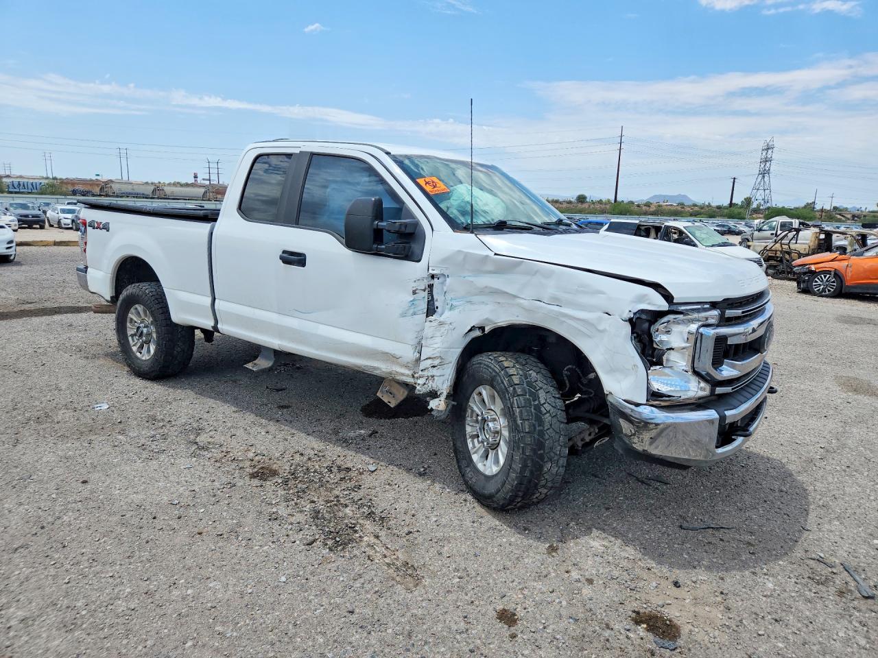 2021 Ford F250 Super Duty - Фото 4