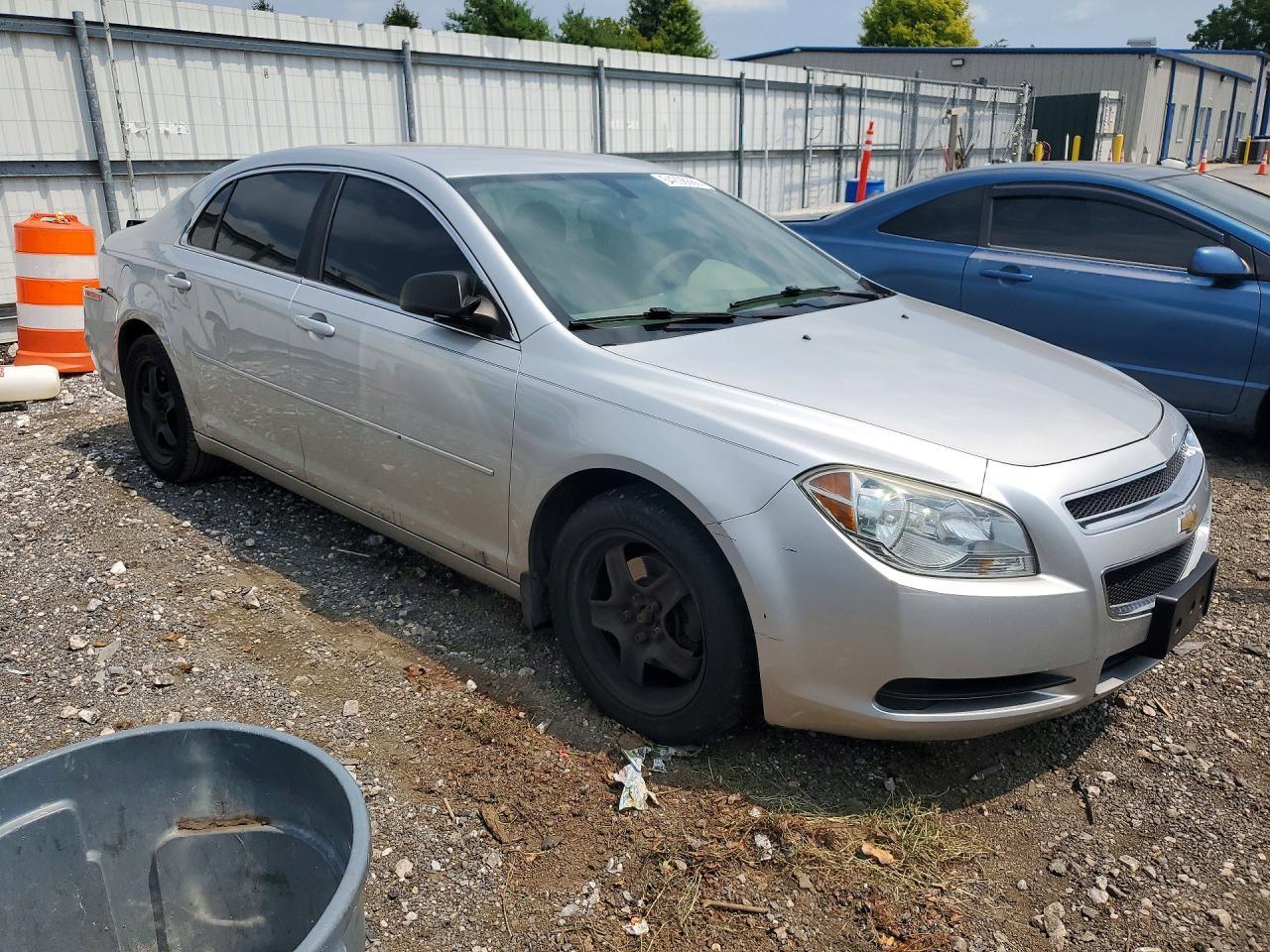 2012 Chevrolet Malibu Ls - Фото 4