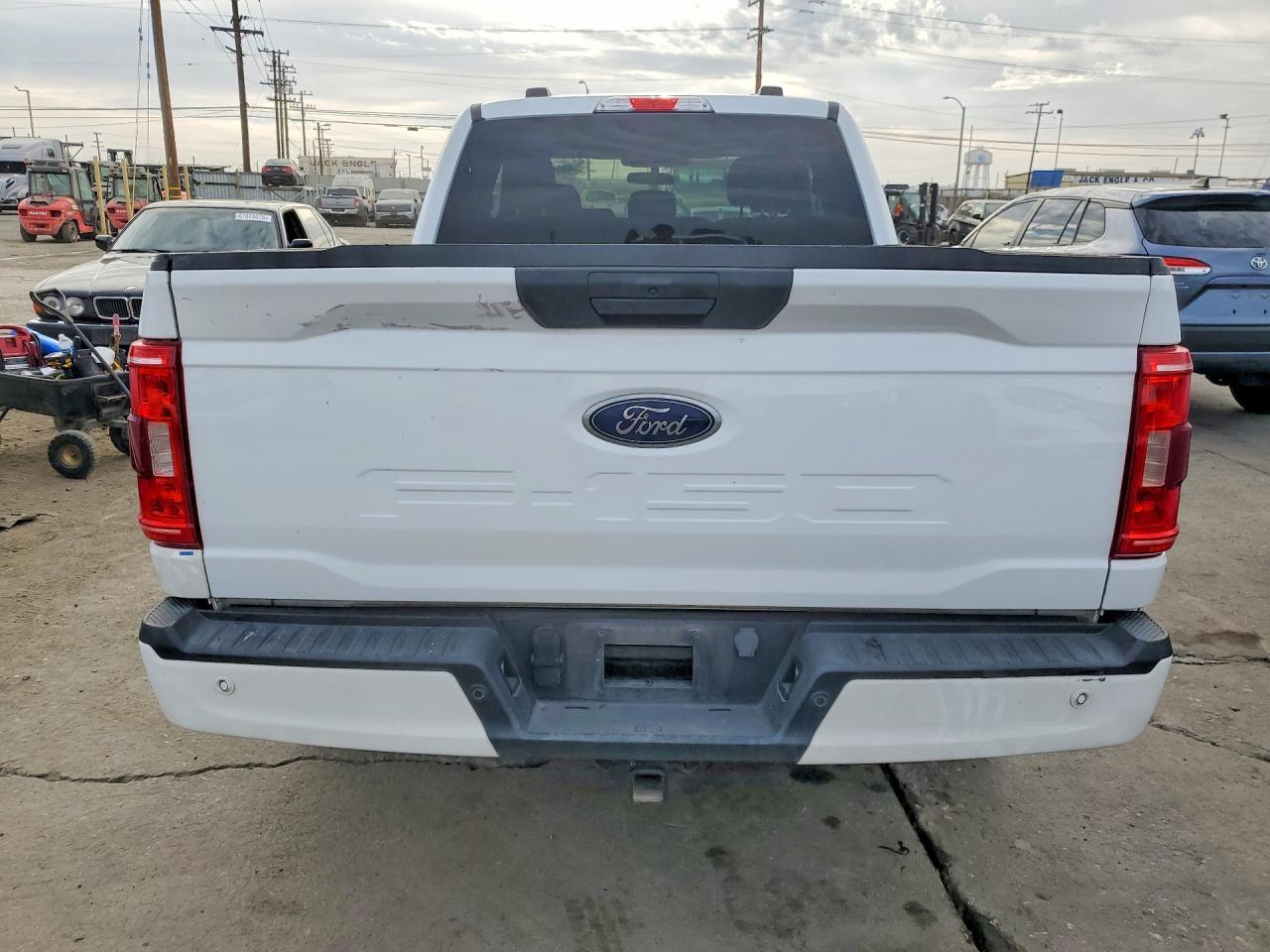 2023 Ford F150 - Фото 6