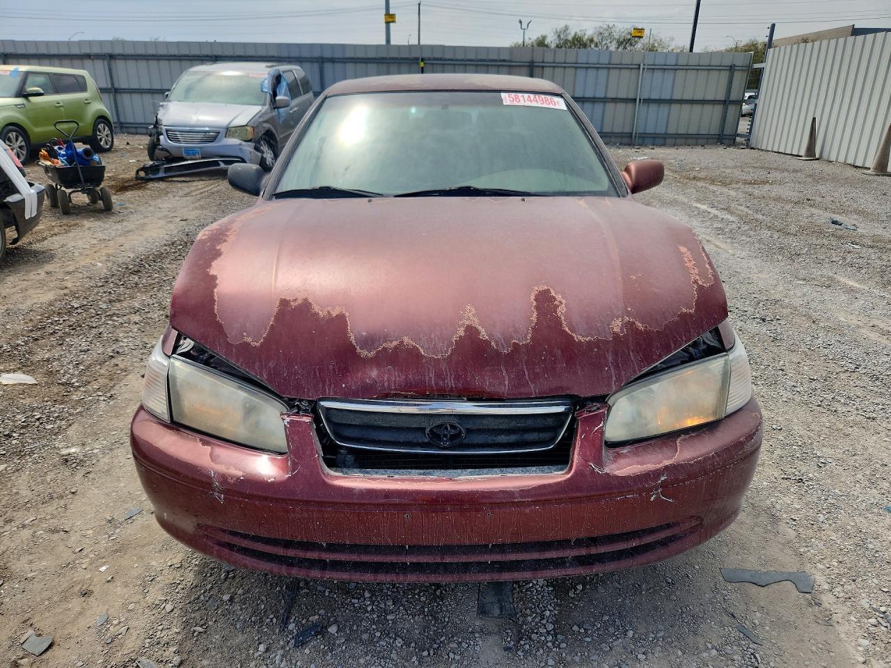 2000 Toyota Camry Le - Image 5