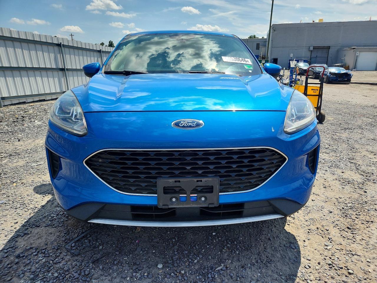 2020 Ford Escape Se - Фото 5