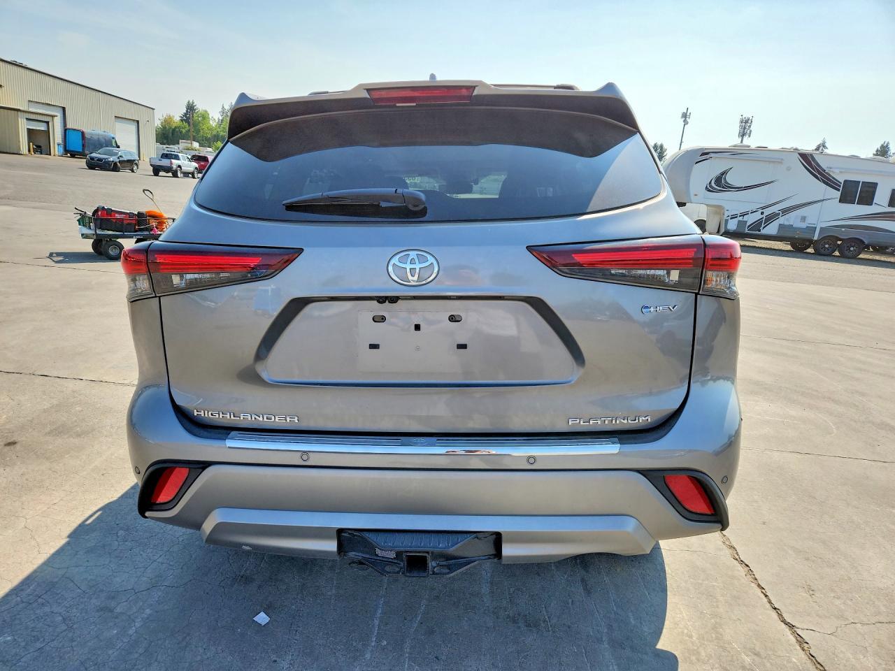 2026 Toyota Highlander Hybrid Platinum - Фото 6