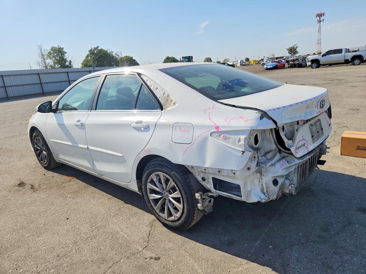2016 Toyota Camry Le - Image 2