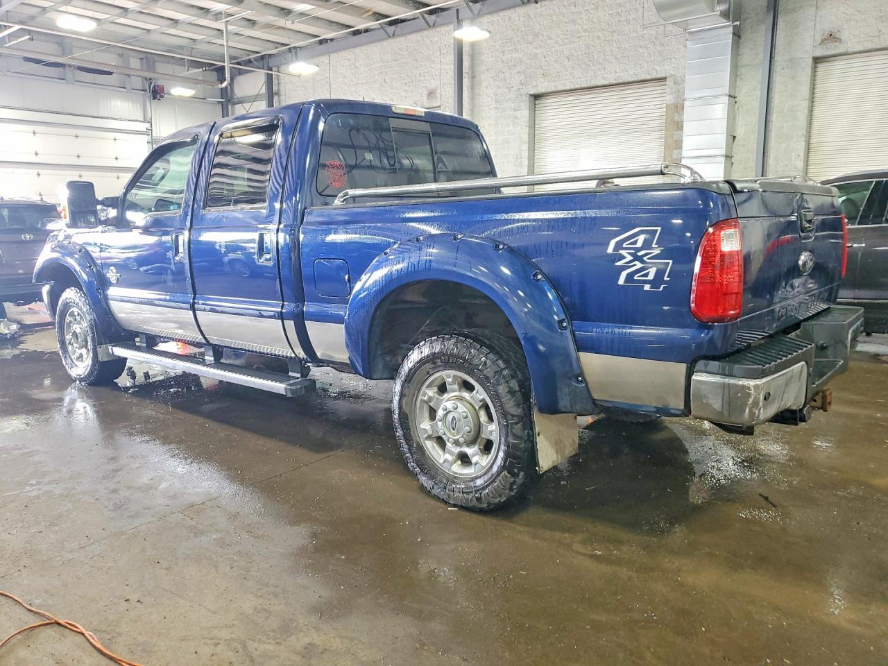 2012 Ford F350 Super Duty - Фото 2