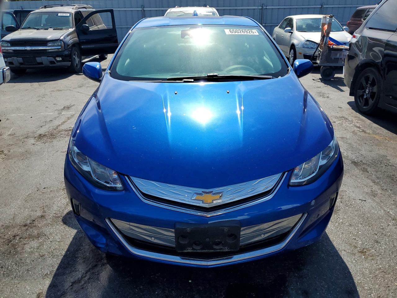2016 Chevrolet Volt Premier - Image 5