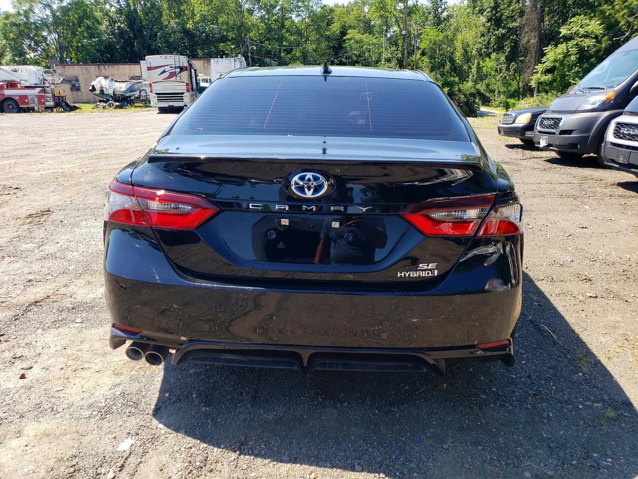 2023 Toyota Camry Hybrid Se - Фото 6