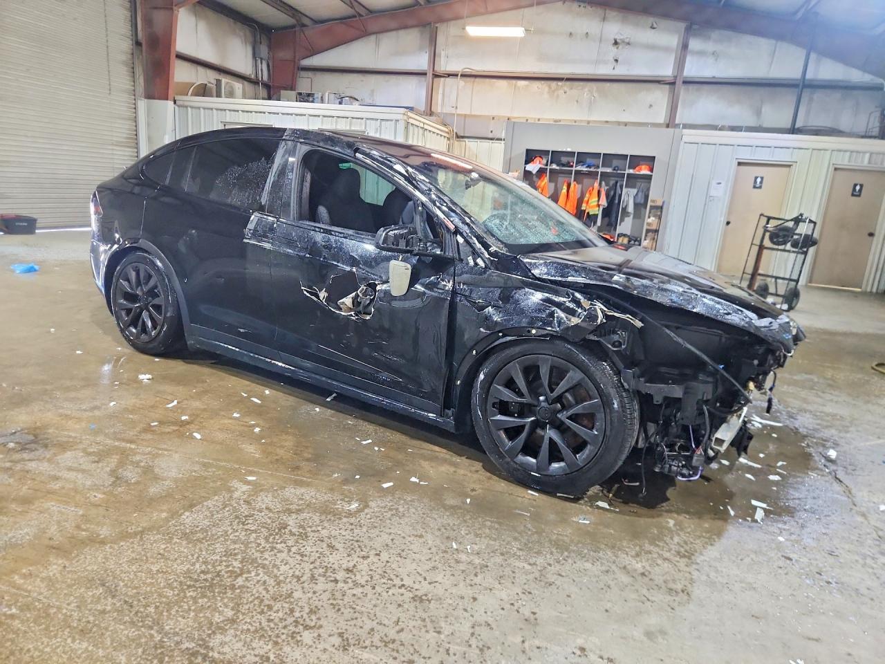 2024 Tesla Model X - Image 4