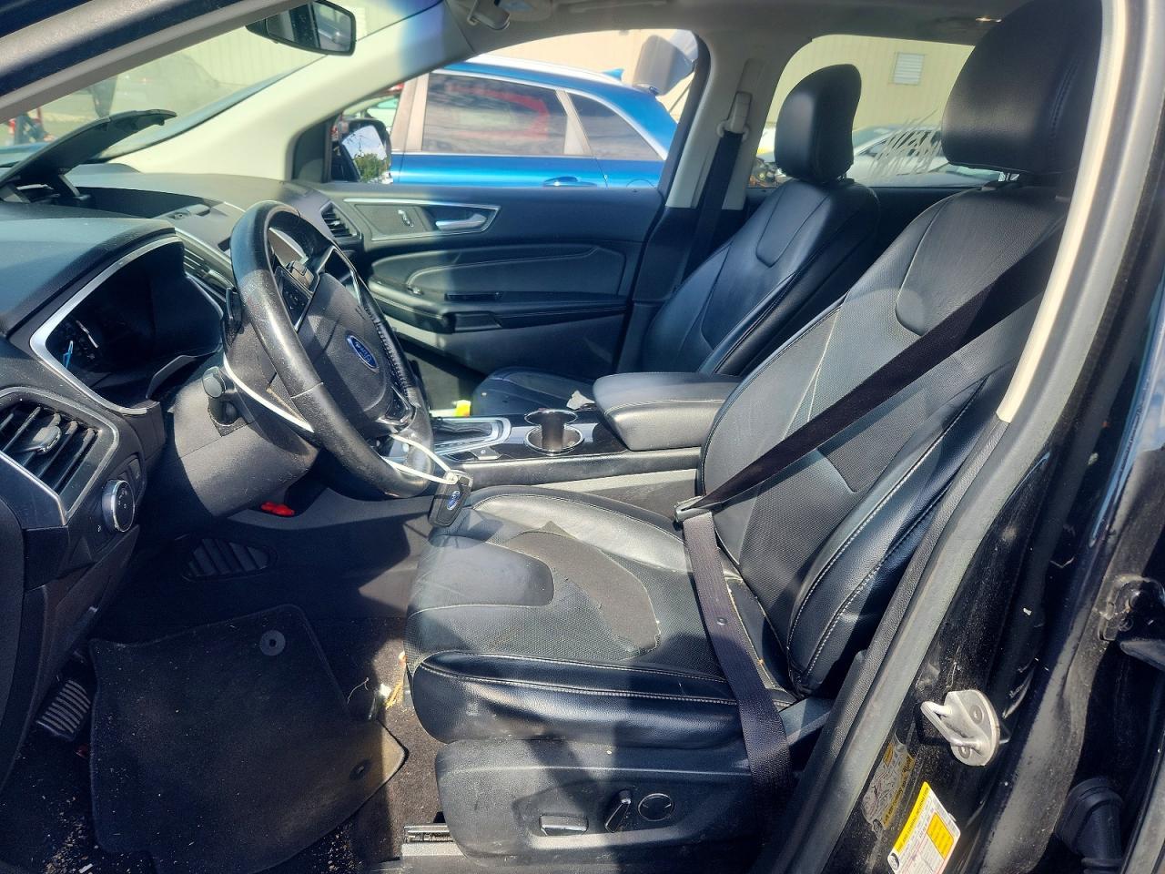 2017 Ford Edge Titanium - Image 7