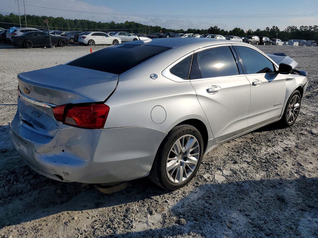 2018 Chevrolet Impala Ls - Фото 3