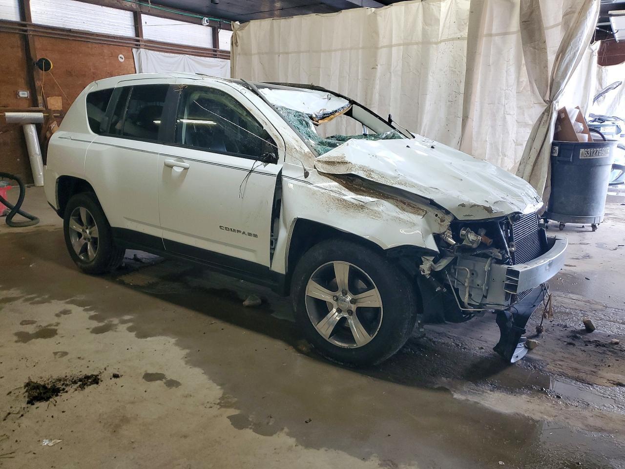 2016 Jeep Compass Latitude - Фото 4