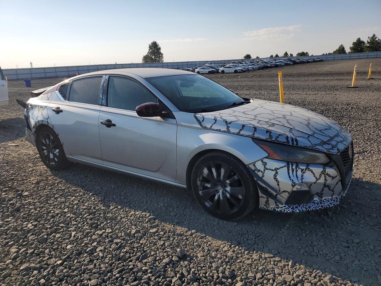 2022 Nissan Altima Sr - Image 4