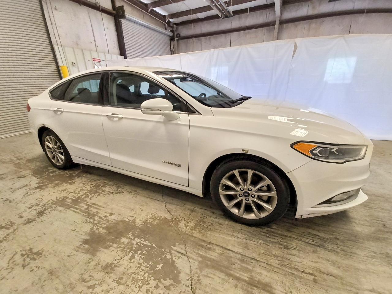 2017 Ford Fusion - Фото 4