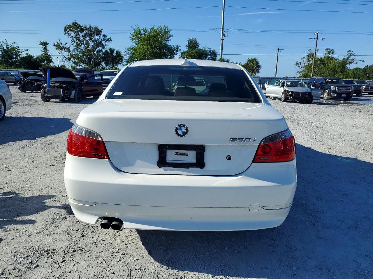 2005 BMW 530 I - Image 6