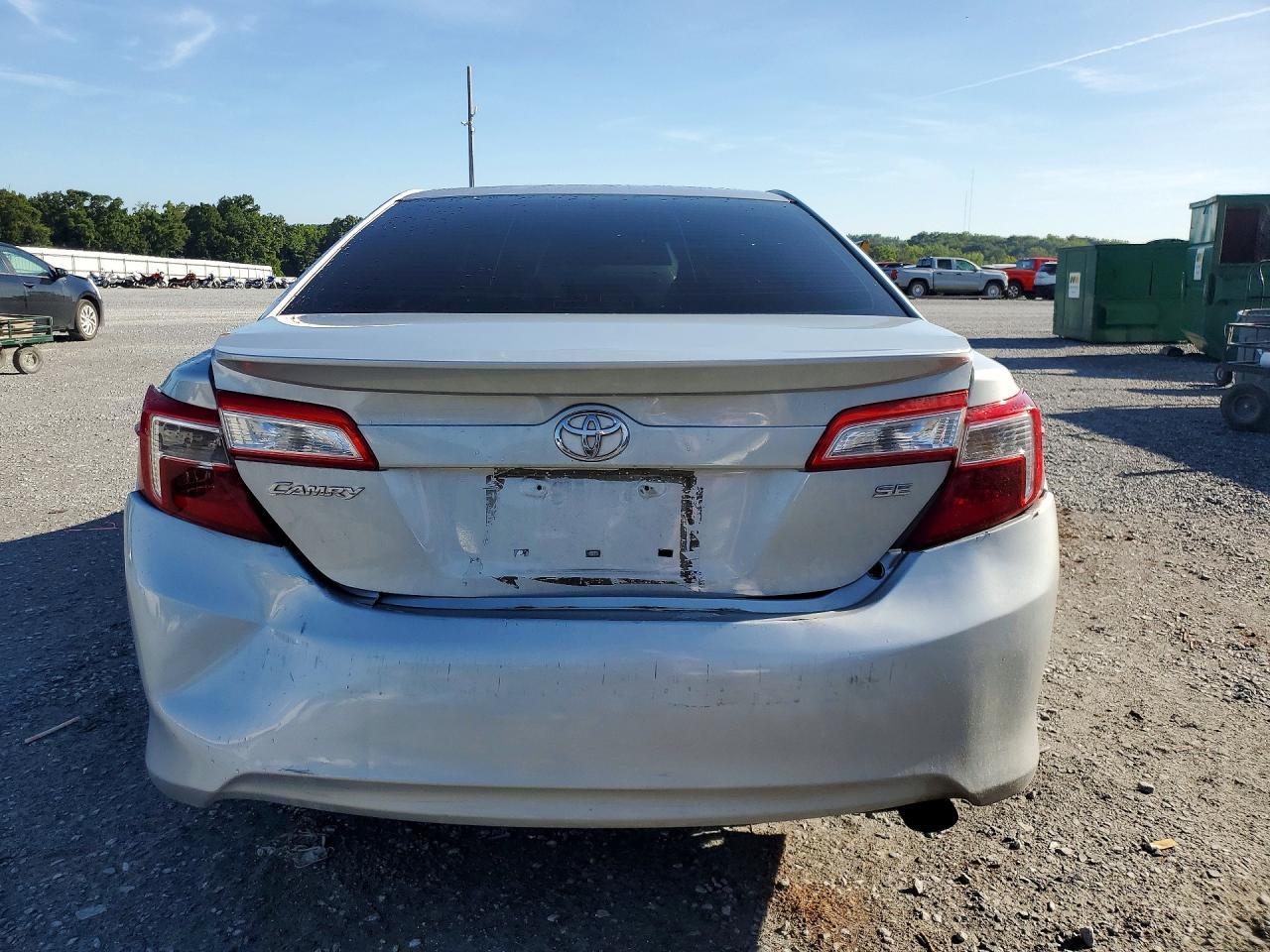 2012 Toyota Camry Se - Фото 6