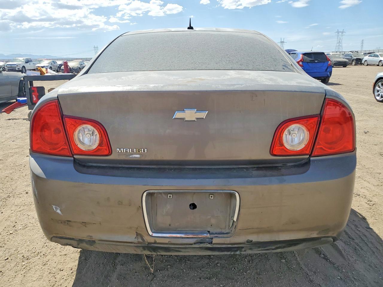 2010 Chevrolet Malibu Ls - Фото 6