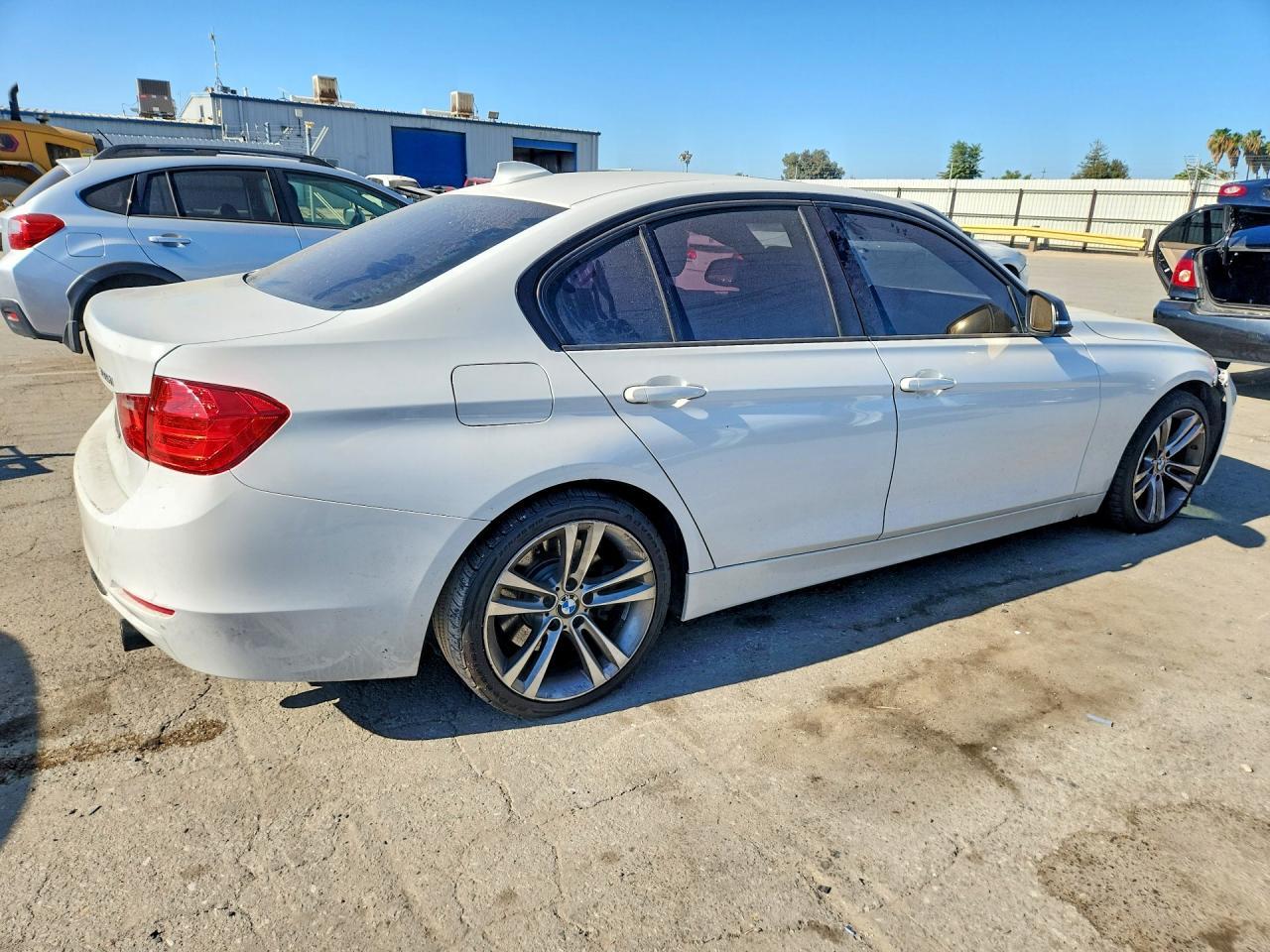 2013 BMW 335 I - Фото 3