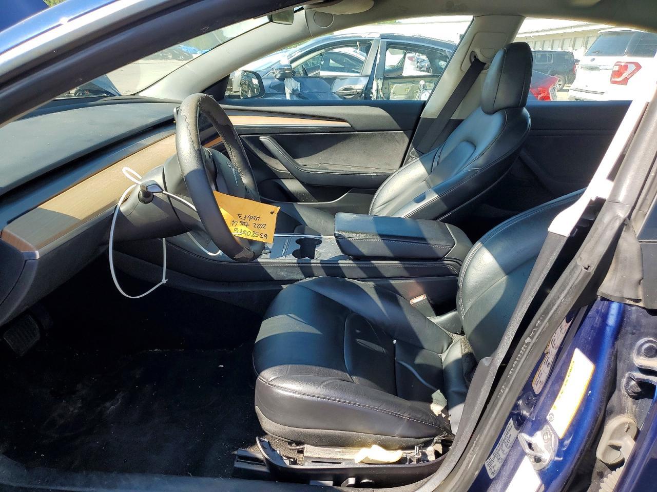 2022 Tesla Model 3 - Фото 7