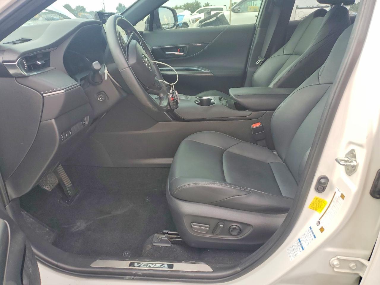 2022 Toyota Venza Xle - Фото 7