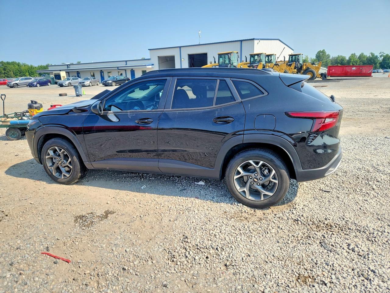 2025 Chevrolet Trax 1Lt - Image 2