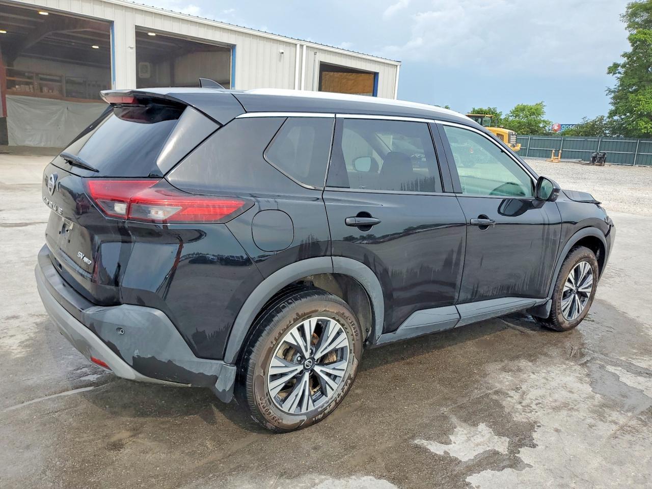 2021 Nissan Rogue Sv - Image 3
