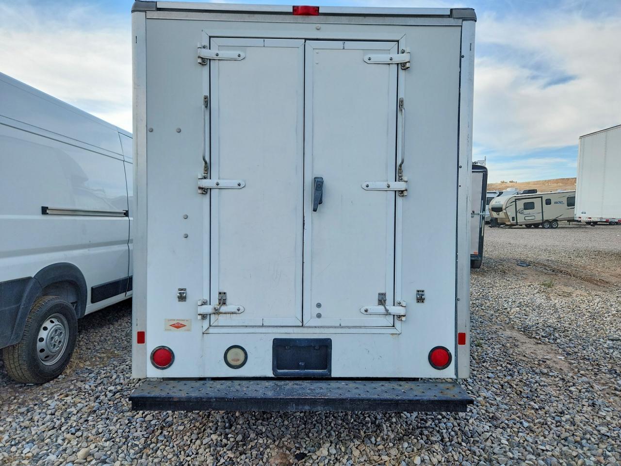 2007 Chevrolet Express G3500 - Image 6