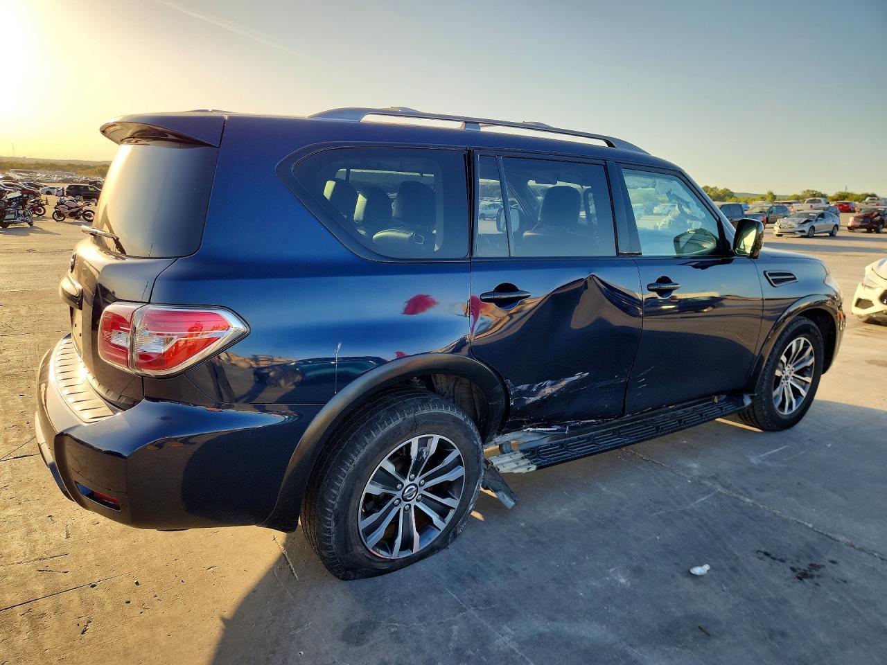 2018 Nissan Armada Sl - Фото 3